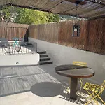 Au Calme Et Belle Terrasse