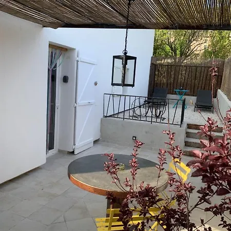 Au Calme Et Belle Terrasse * Peyroules