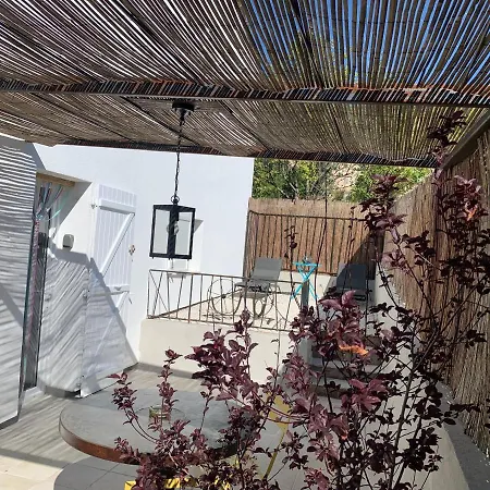 Au Calme Et Belle Terrasse Διαμέρισμα